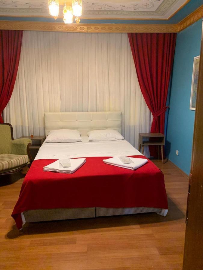 Балат Гостевой Дом Bed and Breakfast Istanbul Exteriör bild