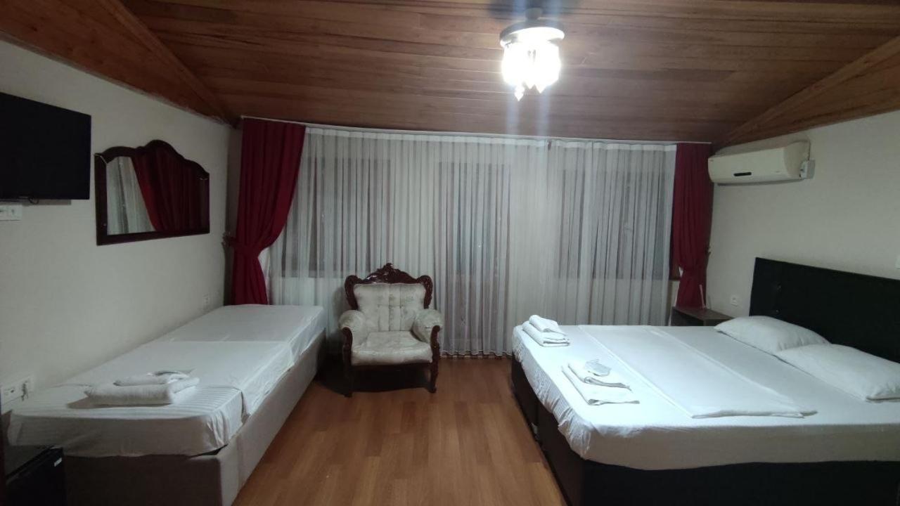 Балат Гостевой Дом Bed and Breakfast Istanbul Exteriör bild