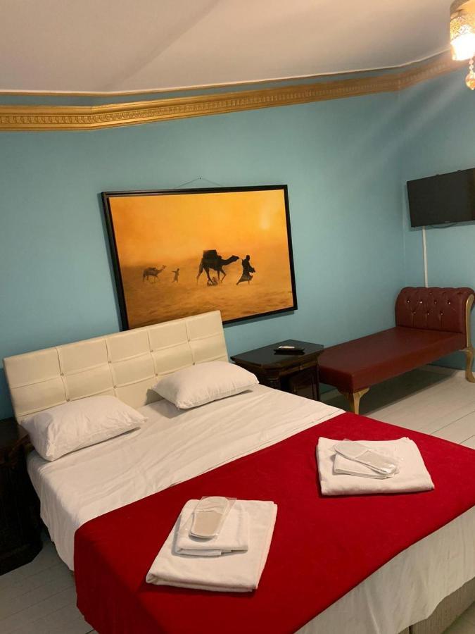 Балат Гостевой Дом Bed and Breakfast Istanbul Exteriör bild
